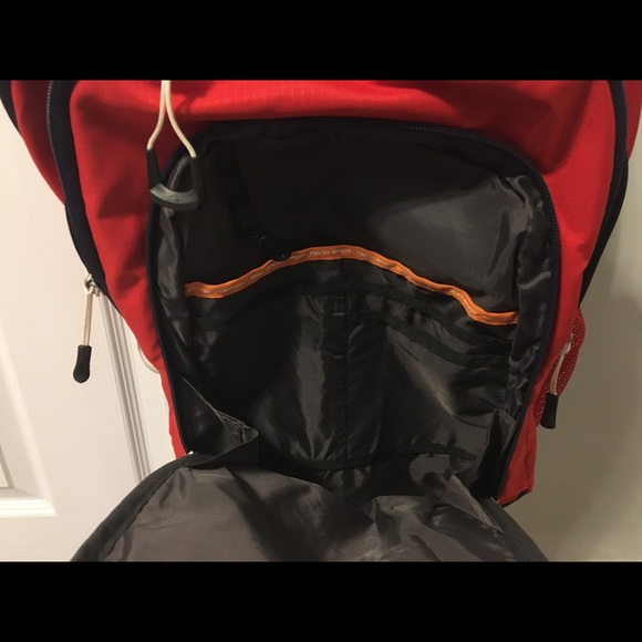 High Sierra Backpack - Picture 4 of 4